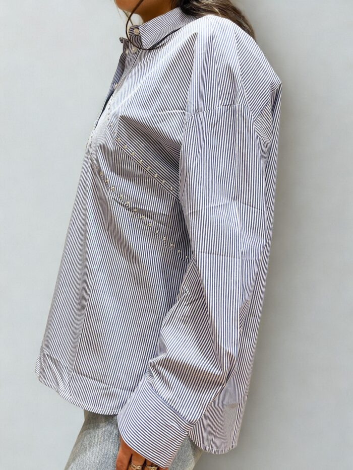 Camisa rayada con tachas - Image 2